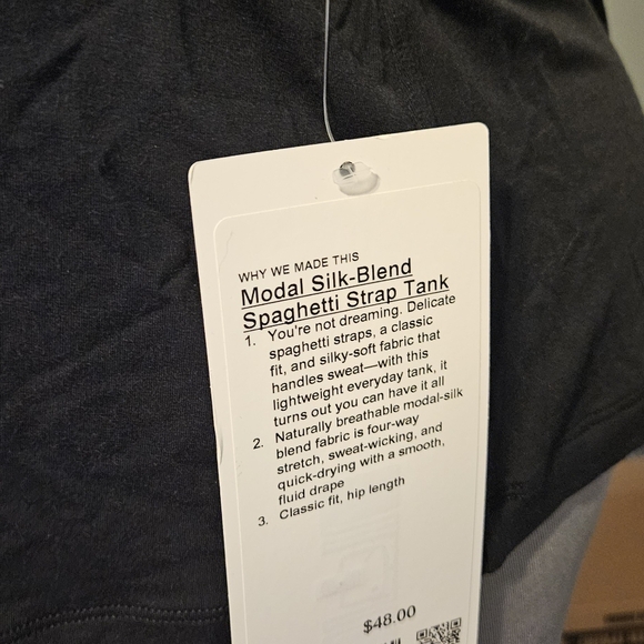 Lululemon tank top - Picture 4 of 4